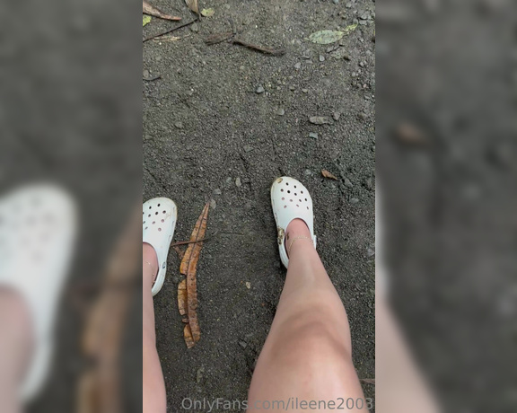 Goddess Ileene aka ileene2003 OnlyFans - Listen to the beautiful sound of nature and the amazing view of my dirty crocs and sweaty soles