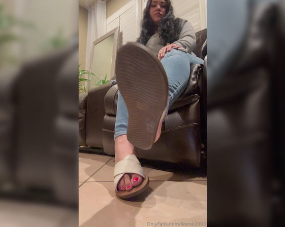 Goddess Ileene aka ileene2003 OnlyFans - Let me drain you piggy don’t you love my sandals!  Sandal removal  Drain  Pay Pig