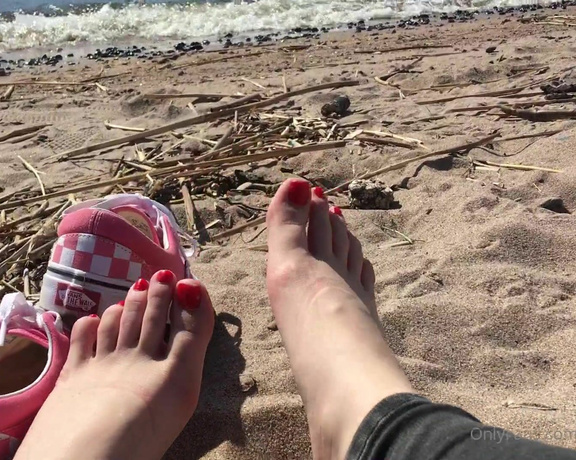 Lazypurpleleaf aka lazylittleleaf OnlyFans Video 752