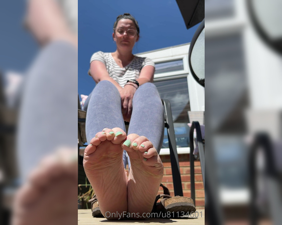 Mimisfeet1 aka u81134601 OnlyFans - Little tease while I enjoy the nice weather