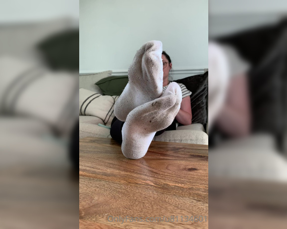 Mimisfeet1 aka u81134601 OnlyFans - Smelly socks and soles tease!