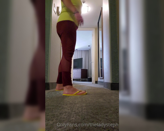 Lady Steph aka theladysteph OnlyFans - Just some flip flop snapping and popping I was waiting to see what OF was gonna do So back at