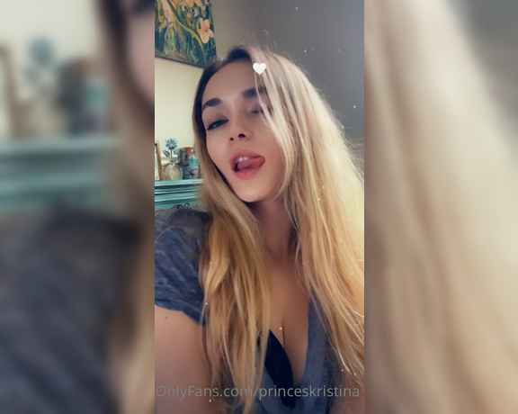 Princes Kristina aka princeskristina OnlyFans - Open messages and open your mouth