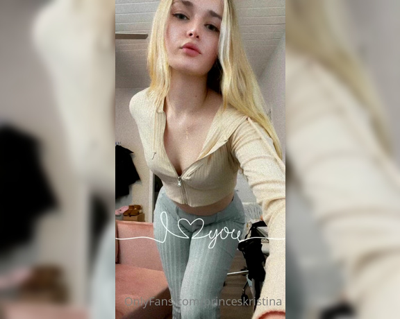 Princes Kristina aka princeskristina OnlyFans - It’s worship time