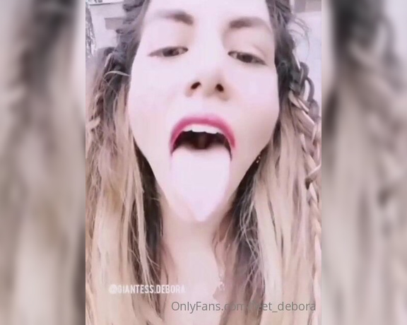 Giantess Debora aka giantess.debora OnlyFans - Shrink the boyfriend for infidelity and then digest it as food Encoger al novio por infidelidad para