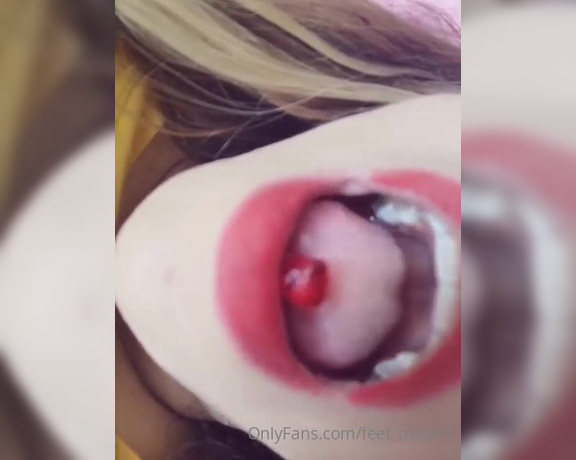 Giantess Debora aka giantess.debora OnlyFans - Vore gummy bears 5 min