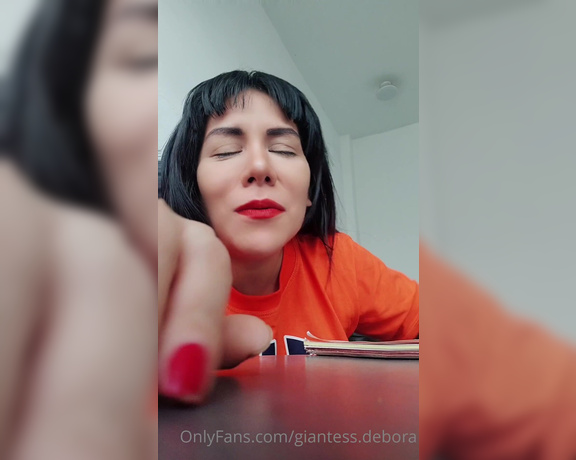 Giantess Debora aka giantess.debora OnlyFans - HAPPY VORE DAY!  Free endoscopy vid Tip me if u wanna more freeee full videos!