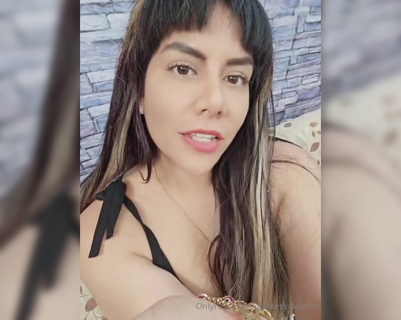 Giantess Debora aka giantess.debora OnlyFans - Any wanna come to my wet and sexy mouth now If yep tip me for more FULL videos