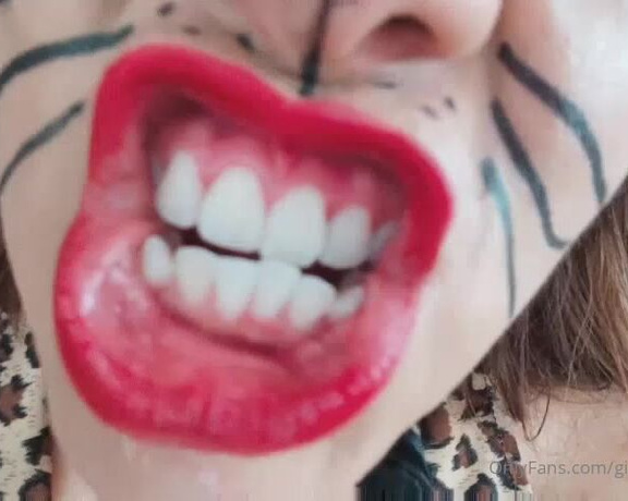 Giantess Debora aka giantess.debora OnlyFans - GTS Debora Sexy cat vore Vs Tiny mouse 8 FULL VIDEO! I give you this complete video for your great