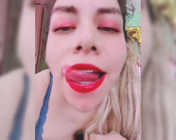 Giantess Debora aka giantess.debora OnlyFans - Im very hungry, does anyone want to be my tiny snack go live inside this beautiful body and slid