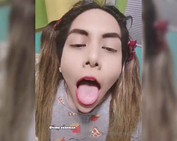 Giantess Debora aka giantess.debora OnlyFans - Who has mouth f3tish! well this is my first compilation about my sext tongue and mouthQuin tiene