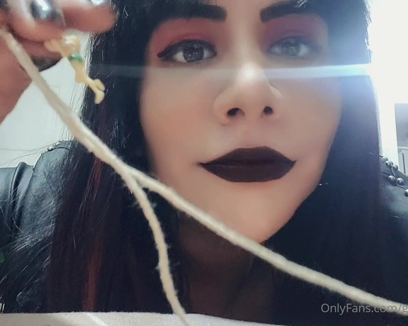 Giantess Debora aka giantess.debora OnlyFans - Be a rock girls little and tasty food! Available for custom!