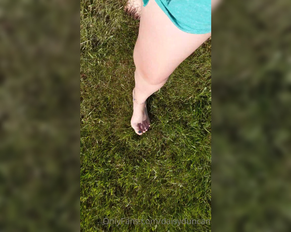 Daisy Duncan aka daisyduncan OnlyFans - My feet as I walked in the fluffy grass coming down from shroomsso peaceful and sweet