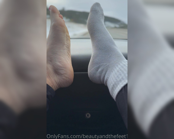 Beauty and Beast Babe aka Beautyandthefeet13 OnlyFans - Hi loves! I am traveling back to Idaho to spend time with my family for the week! If you are wanti 1