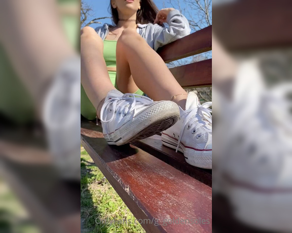 Gianna aka G_goldensoles OnlyFans - Just enjoying my time on this park bench with you as I take my Converse off and let my feet get so 1