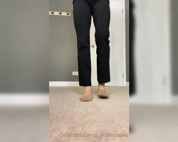 Gianna aka G_goldensoles OnlyFans - Heres my very first Arabic video that I filmed back in May and completely forgot about it! Scenar 2