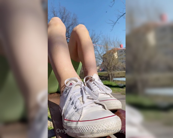 Gianna aka G_goldensoles OnlyFans - After walking in these Converse all day, I needed to rest on this park bench Luckily, I have you 1