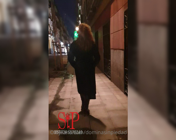 Mistress SinPiedad aka Sinpiedad Onlyfans - Walking around Madrid in My leather