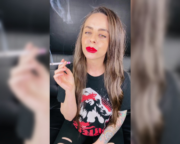 ManyVids - Dani Lynn - Smoking in Bullets Shirt