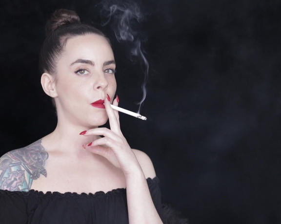 ManyVids - Dani Lynn - Smoking in Long Black Dress