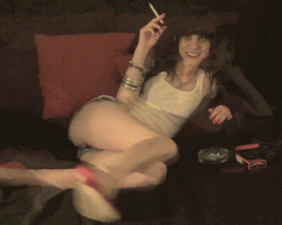 ManyVids - Dani Lynn - Smoking in Red High Heels