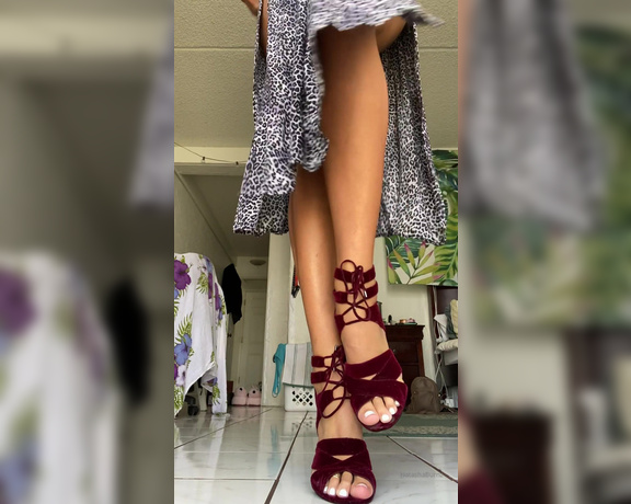 Goddess Tall Tasha aka Goddesstalltasha Onlyfans - These high heels I found my sophomore year of college, they are also a set of my clubbing high heels