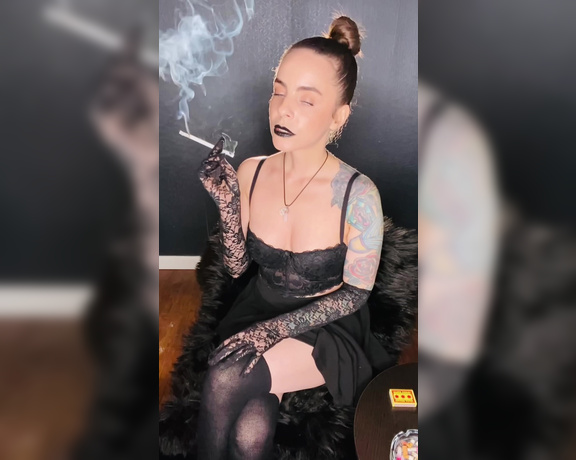 ManyVids - Dani Lynn - Smoking Wearing Black Lipstick