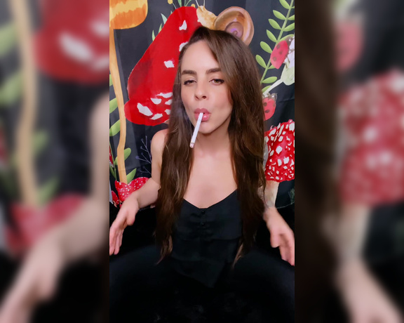 ManyVids - Dani Lynn - Smoking on Bathroom Floor