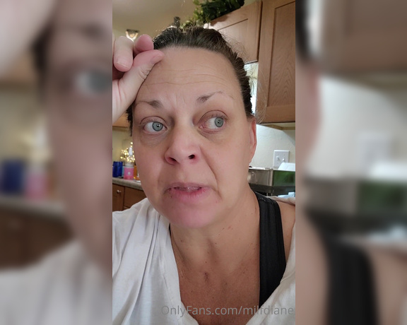 Diane Andrews aka Dianeandrews Onlyfans - Update day 1 million billion of being sick