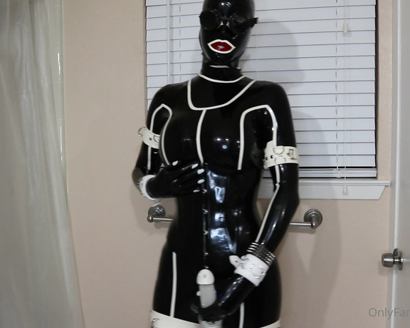 Dollified aka dollified OnlyFans - Another unreleased, raw vid from a very rubbery night I was definitely not sober when this