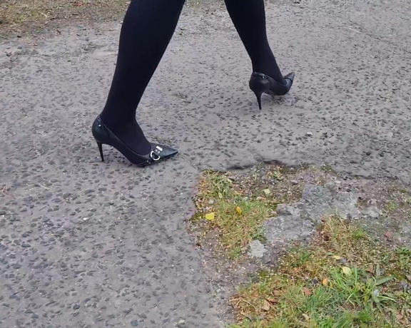 Kats Worn Heels aka katswornheels OnlyFans - Youve seen them, now time to hear them