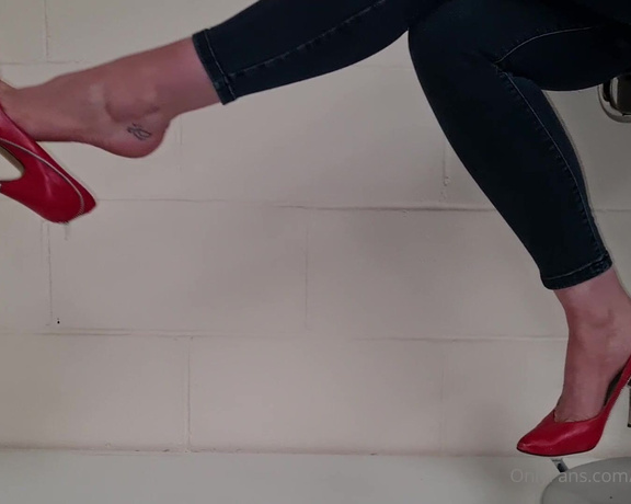 Kats Worn Heels aka katswornheels OnlyFans - Dangling and shoeplay in my recently gifted red metal heeled vintage shoes