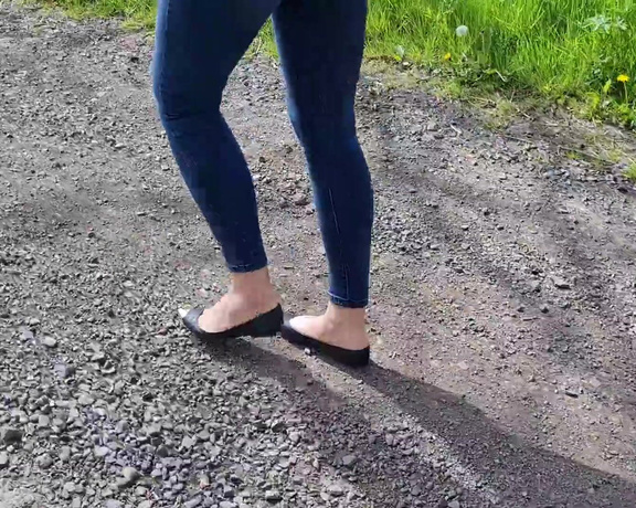 Kats Worn Heels aka katswornheels OnlyFans - Follow me as I go for a stroll down this gravel country track