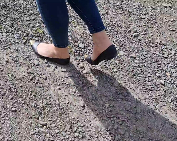 Kats Worn Heels aka katswornheels OnlyFans - Follow me as I go for a stroll down this gravel country track