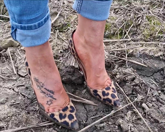 Kats Worn Heels aka katswornheels OnlyFans - You voted for it here it is in a muddy field in my Leopard So Kates