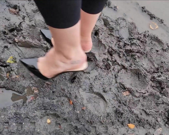 Kats Worn Heels aka katswornheels OnlyFans - Muddy mules fun