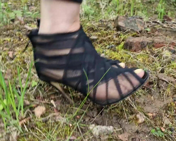 Kats Worn Heels aka katswornheels OnlyFans - Sinking the poor heels deep into the ground