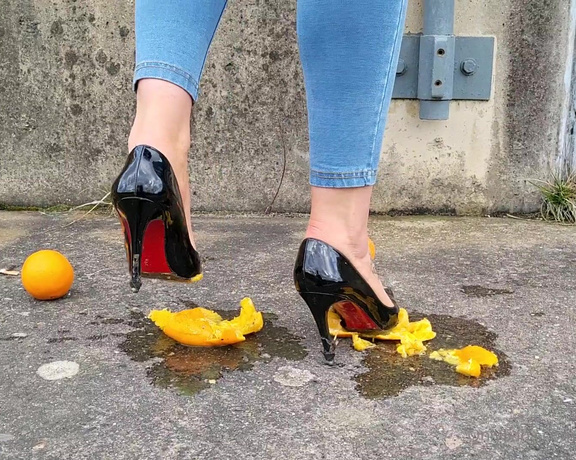 Kats Worn Heels aka katswornheels OnlyFans - Watch these Oranges explode under my Louboutin Pigalle 100s