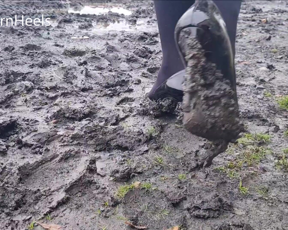 Kats Worn Heels aka katswornheels OnlyFans - Getting my Stuart Weitzman heels stuck in deep mud
