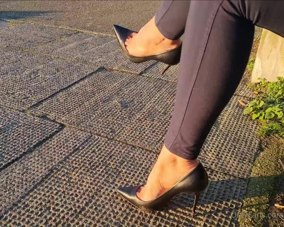 Kats Worn Heels aka katswornheels OnlyFans - A bit of public dangling and shoeplay in my Louboutins The amount of guys that stopped