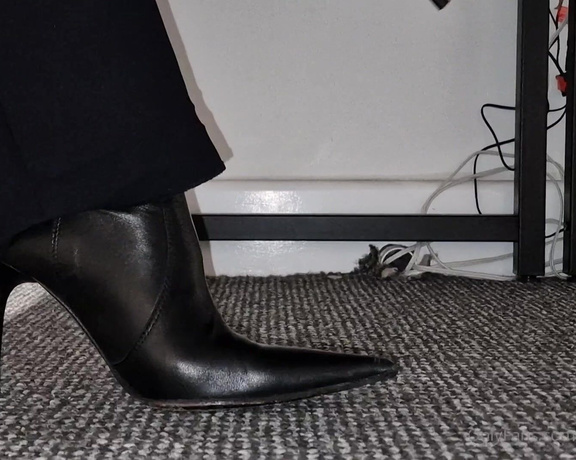 Kats Worn Heels aka katswornheels OnlyFans - Your view as you lie under my desk watching me in my boots