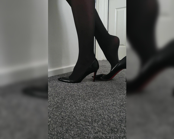 Kats Worn Heels aka katswornheels OnlyFans - Slipping in and out of my sexy Pigalles