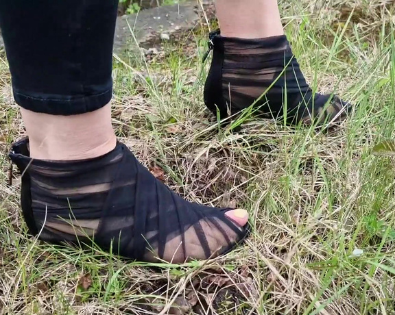 Kats Worn Heels aka katswornheels OnlyFans - Lets see how they like being sank deep into the grass