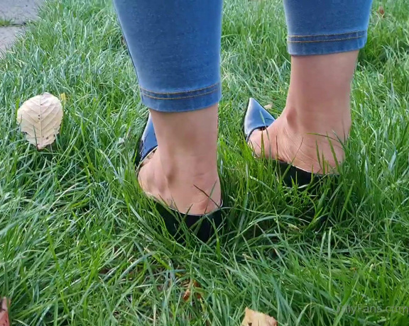 Kats Worn Heels aka katswornheels OnlyFans - Sinking my black patent Casadei blades into the grass