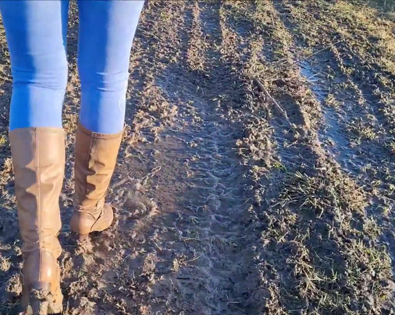 Kats Worn Heels aka katswornheels OnlyFans - Very muddy walking!