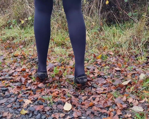 Kats Worn Heels aka katswornheels OnlyFans - Collecting leaves with my metal heeled vintage shoes