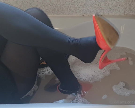 Kats Worn Heels aka katswornheels OnlyFans - Bath time in my black tights and 2 pairs of heels Which pair do you like