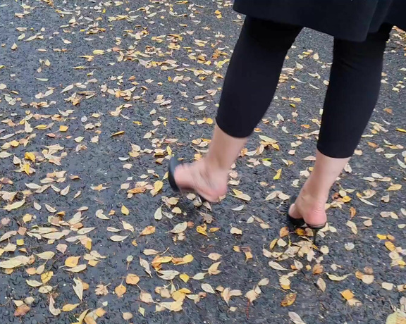 Kats Worn Heels aka katswornheels OnlyFans - Anyone else love the slapping sound of open back mules 2 parts click right)