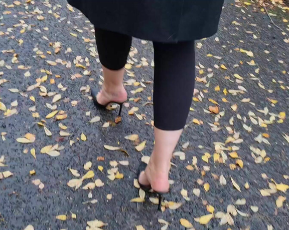 Kats Worn Heels aka katswornheels OnlyFans - Anyone else love the slapping sound of open back mules 2 parts click right)