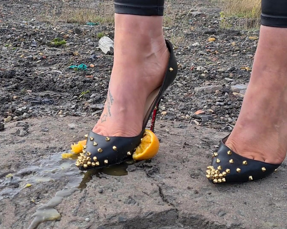 Kats Worn Heels aka katswornheels OnlyFans - Watch me stomp all over this orange in my Louboutin Degraspikes Bet you wish it was